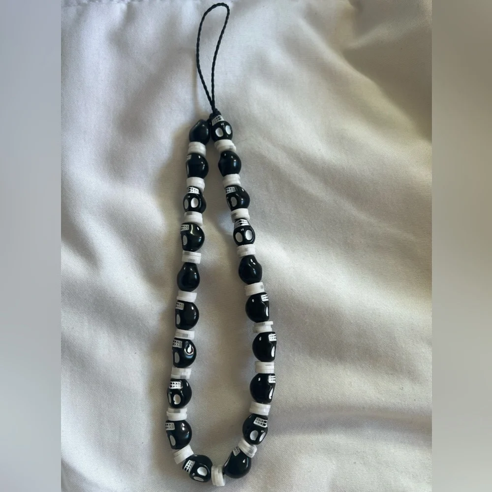 Spooky phone charm